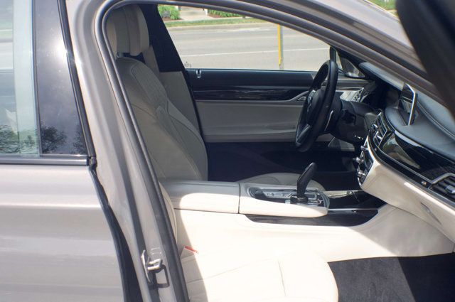 2022 BMW 7 Series MSRP$118640/DrivingAssistanceProPkg/M-SportPkg/ExecutivePkg/NAV - 22999606 - 45