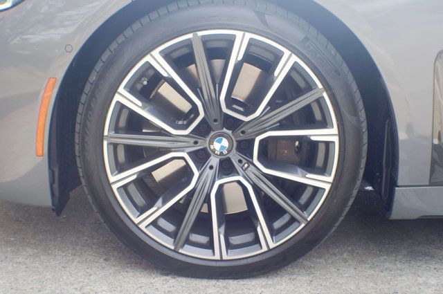 2022 BMW 7 Series MSRP$118640/DrivingAssistanceProPkg/M-SportPkg/ExecutivePkg/NAV - 22999606 - 61