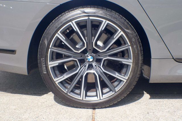 2022 BMW 7 Series MSRP$118640/DrivingAssistanceProPkg/M-SportPkg/ExecutivePkg/NAV - 22999606 - 64
