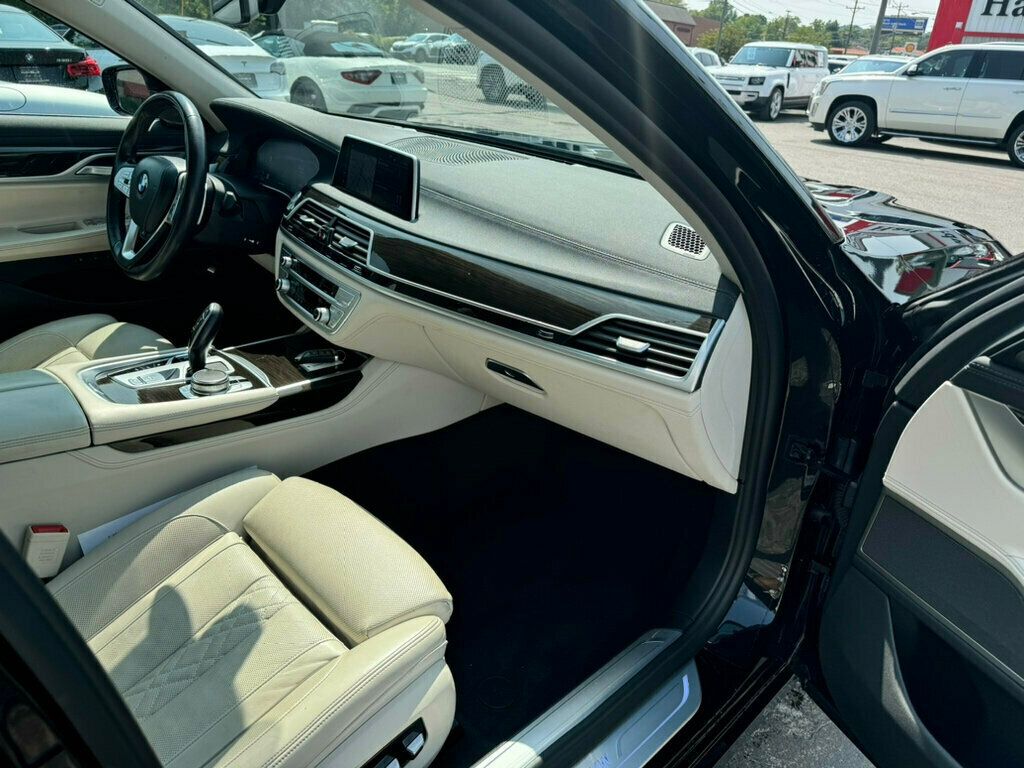 2022 BMW 7 Series PremiumPkg/Htd&CldSeats/HtdRearSeats/HeadUpDisplay/NappaLather - 22565777 - 18