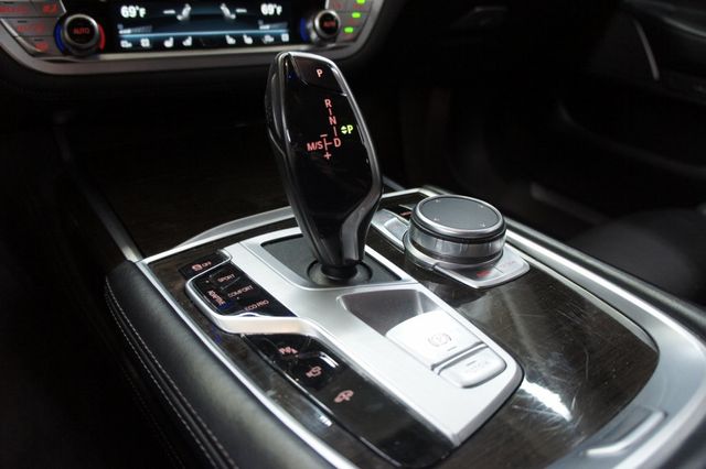 2022 BMW 7 Series Stunning, Low mileage, Nappa Leather - 22921688 - 33