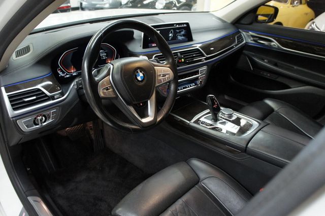 2022 BMW 7 Series Stunning, Low mileage, Nappa Leather - 22921688 - 3