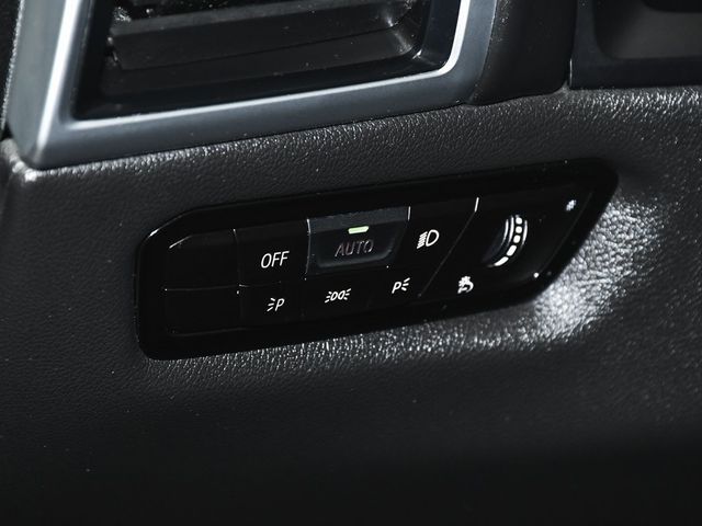 2022 BMW 8 Series 840i - 22972113 - 17