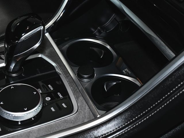 2022 BMW 8 Series 840i - 22972113 - 75