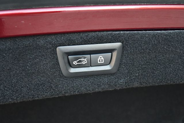 2022 BMW 8 Series 840i Convertible W/M Sport, Comfort Seating & Driving Assistance - 23024273 - 17