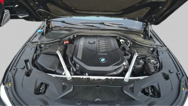 2022 BMW 8 Series 840i Coupe - 23087995 - 9