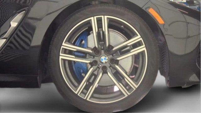 2022 BMW 8 Series 840i Coupe - 23087995 - 10