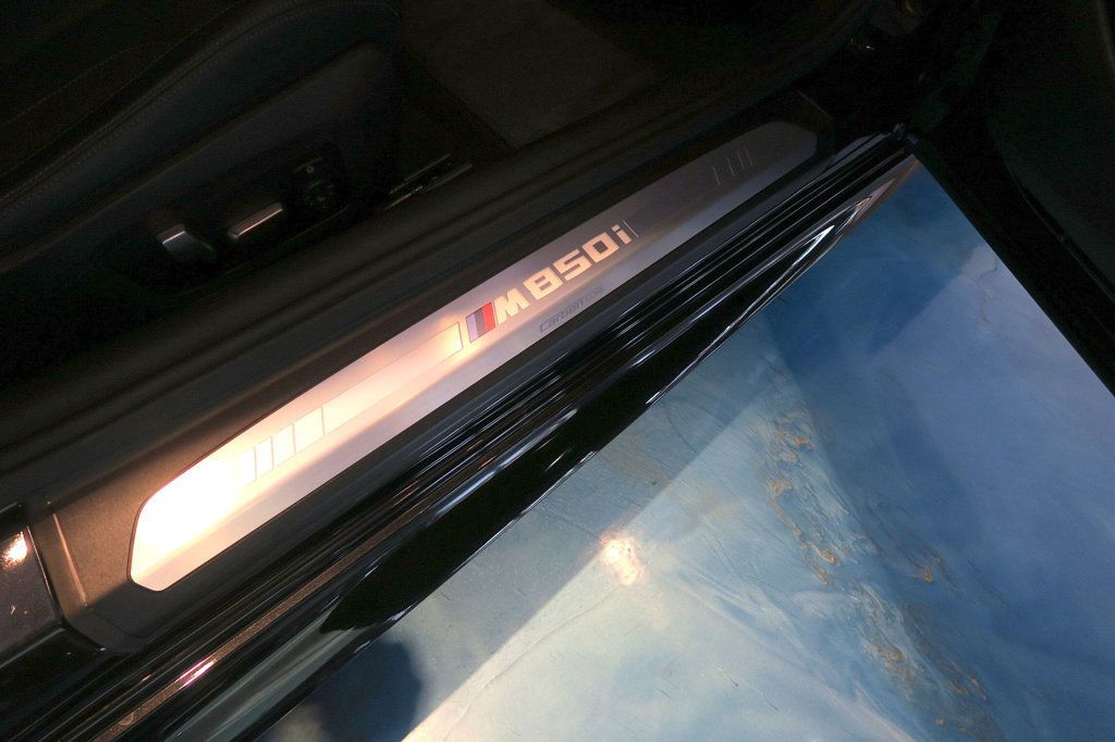 2022 BMW 8 Series M850i xDrive Convertible - 22936745 - 27