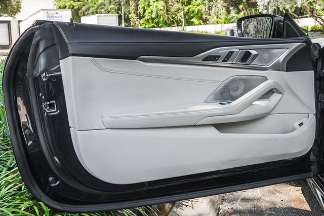 2022 BMW 8 Series M850i xDrive Convertible - 23041055 - 25
