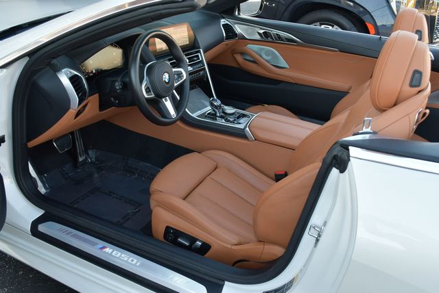 2022 BMW 8 Series M850i xDrive Convertible W/Driving Assistance Packages - 23088756 - 13