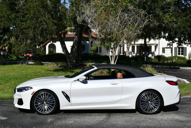 2022 BMW 8 Series M850i xDrive Convertible W/Driving Assistance Packages - 23088756 - 32
