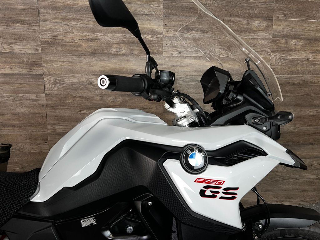 2022 BMW F 750 GS SUPER CLEAN! - 22590250 - 3