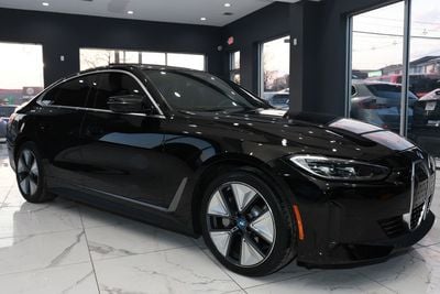 2022 BMW i4
