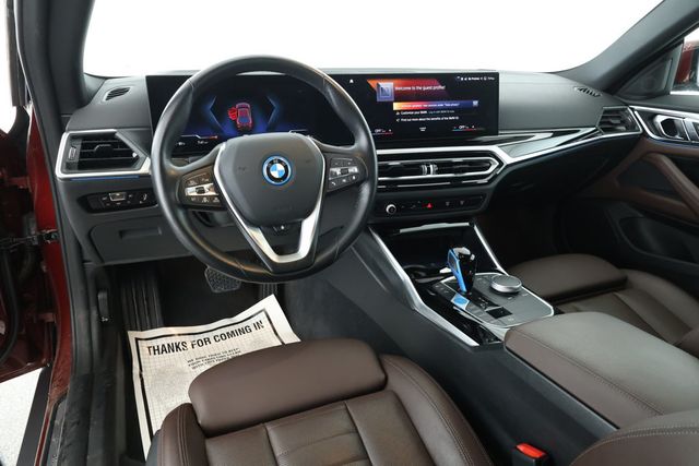 2022 BMW i4 eDrive40 Gran Coupe with Driving Assistance Professional Package - 22918382 - 10