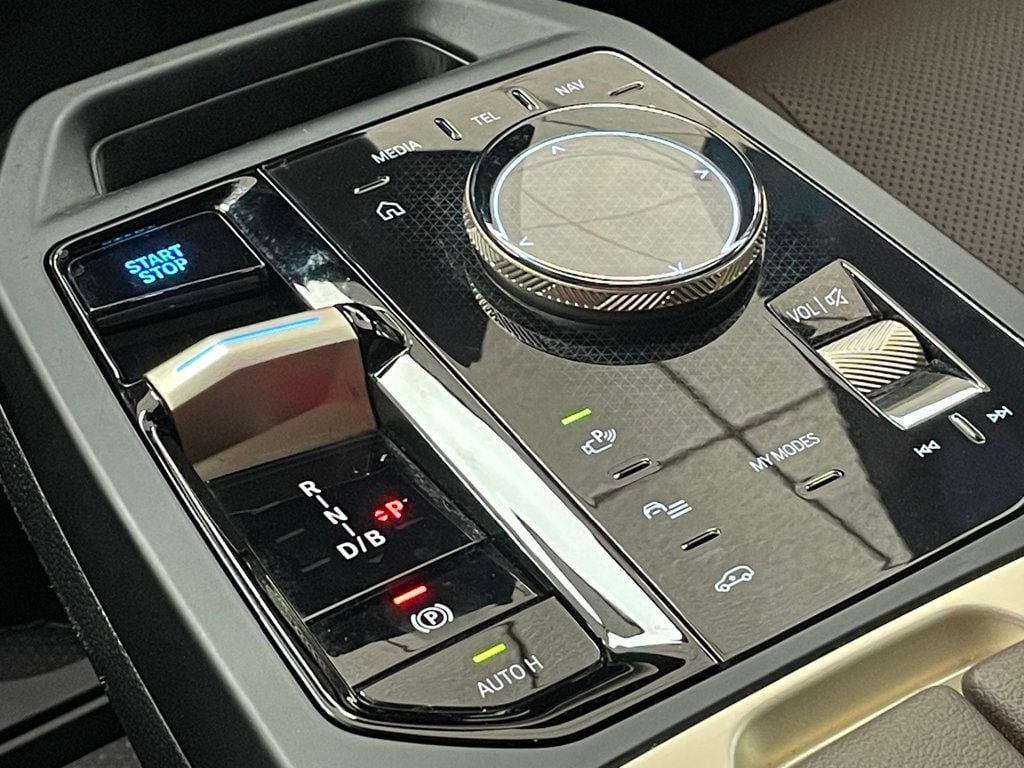 2022 BMW iX xDrive50 Sports Activity Vehicle - 23047960 - 34