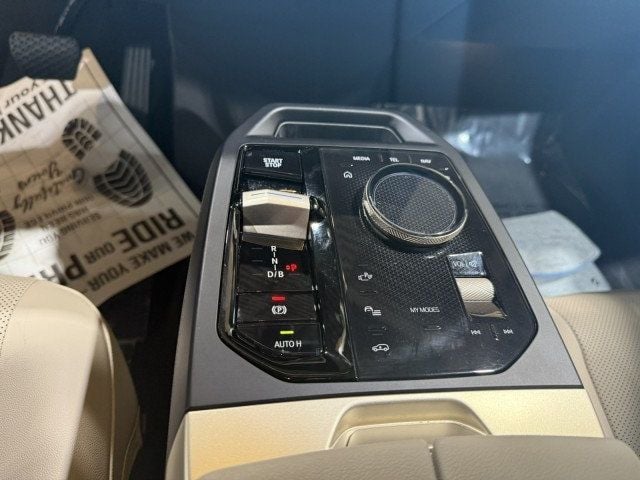 2022 BMW iX xDrive50 Sports Activity Vehicle - 22918255 - 19