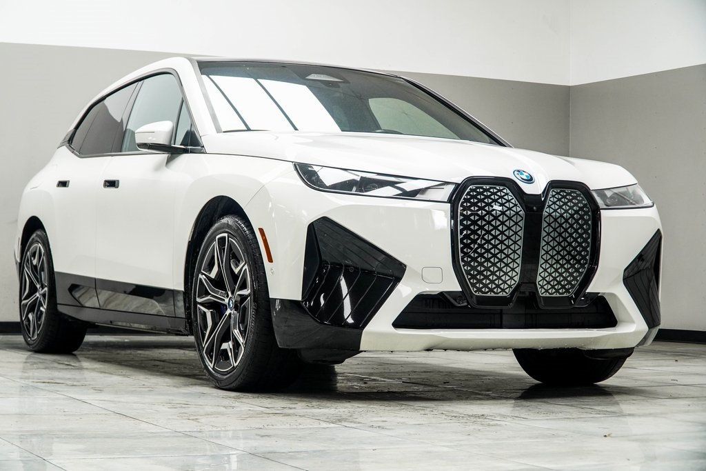 2022 Bmw iX xDrive50i photo 2