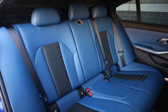 2022 BMW M3 Base - 23015951 - 26