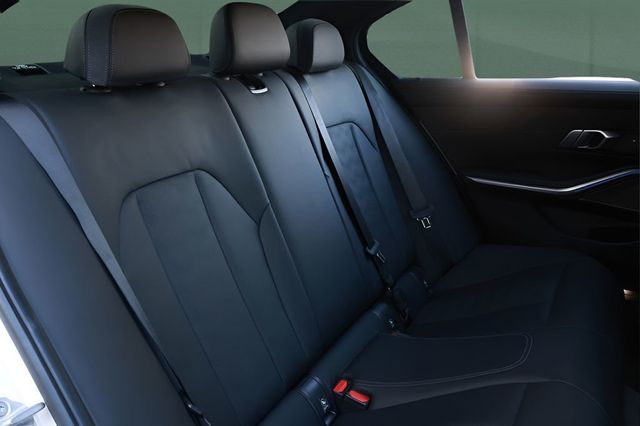 2022 BMW M3 Base - 23042671 - 28