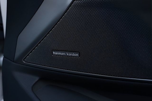 2022 BMW M3 Base - 23042671 - 34