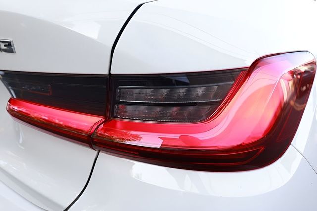 2022 BMW M3 Base - 23042671 - 40