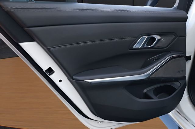 2022 BMW M3 Base - 23042671 - 42