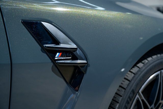 2022 Bmw M4 Competition xDrive Convertible photo 39