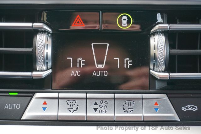 2022 BMW M4 Competition xDrive Convertible FROZEN WHITE BLUE CARBON BUCKETS  - 22985548 - 37