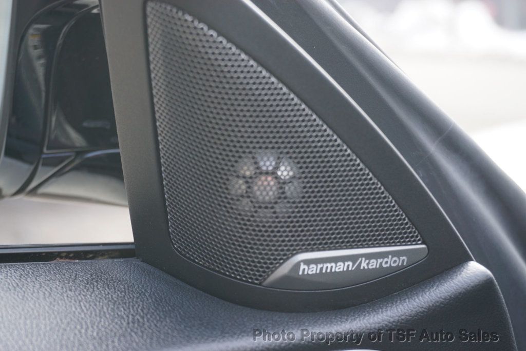 2022 BMW M4 Competition xDrive Convertible FROZEN WHITE BLUE CARBON BUCKETS  - 22985548 - 52