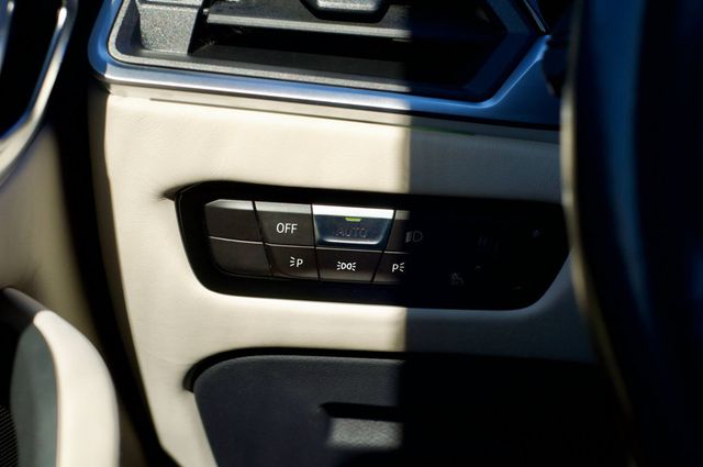 2022 BMW M4 LocalTrade/Competition/X-Drive/MSRP$86425/ExecutivePkg/NAV - 22975360 - 33