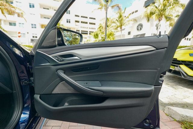 2022 BMW M5  - 22981908 - 78