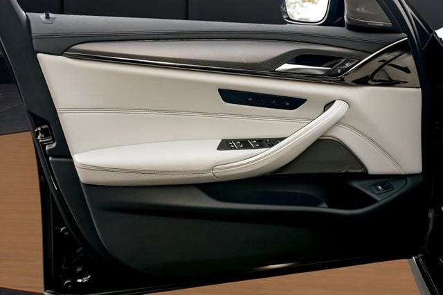 2022 BMW M5 Base - 23013729 - 33