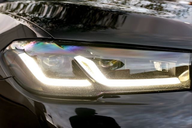 2022 BMW M5 Base - 23013729 - 42