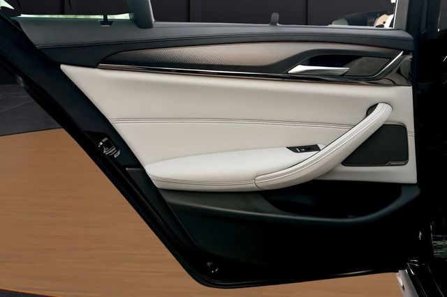 2022 BMW M5 Competition - 23013729 - 28