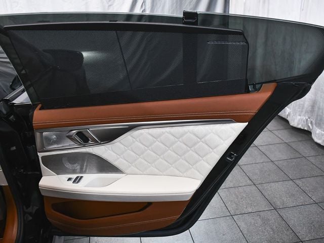 2022 BMW M8 Competition - 22996013 - 13