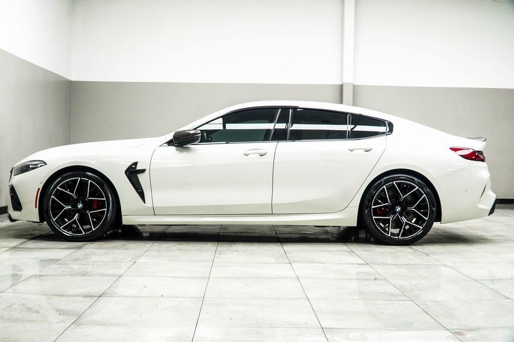 BMW M8 photo 10
