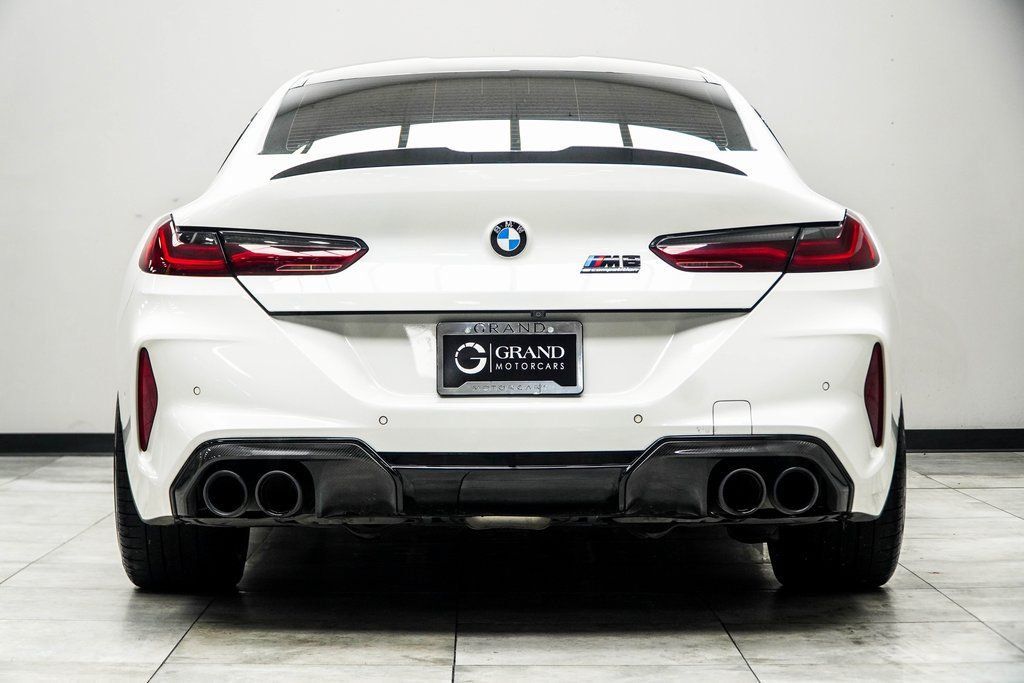 BMW M8 photo 12