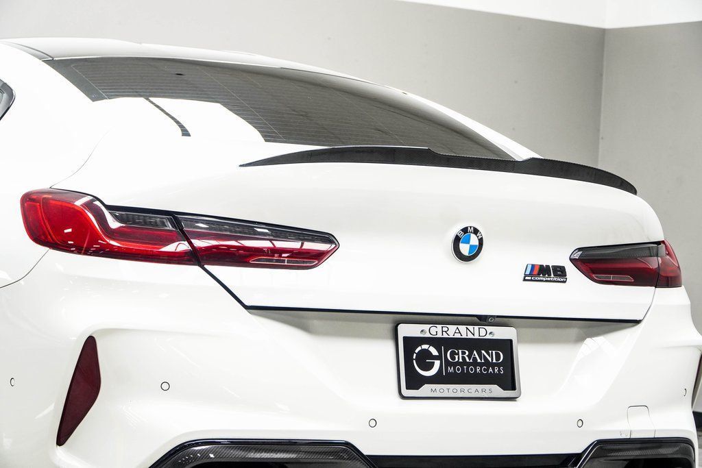 BMW M8 photo 14