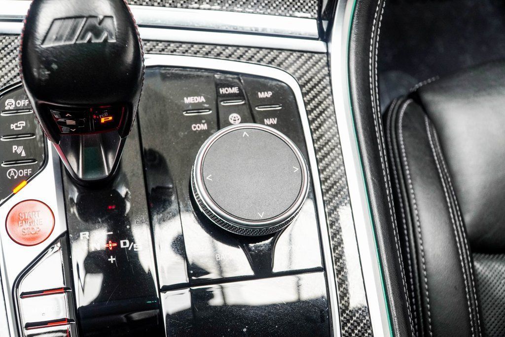BMW M8 photo 22
