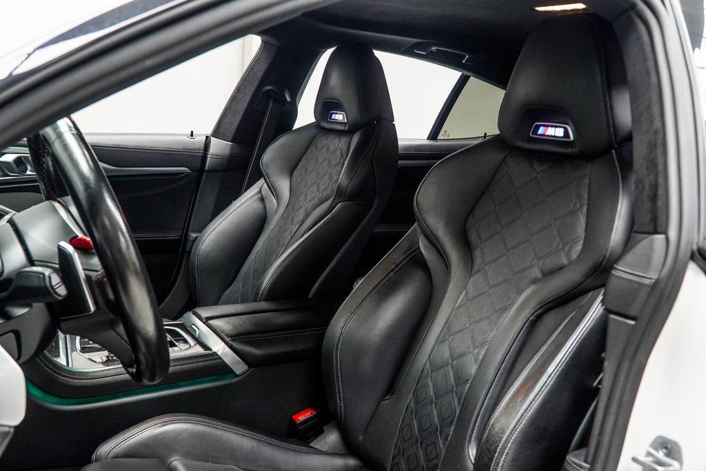 BMW M8 photo 42