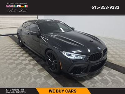2022 BMW M8