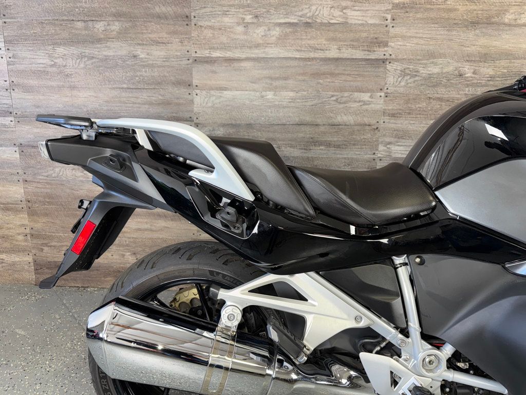 2022 BMW R 1250 RT SUPER CLEAN! - 23047460 - 6
