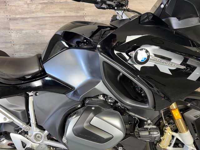 2022 BMW R 1250 RT SUPER CLEAN! - 23047460 - 8