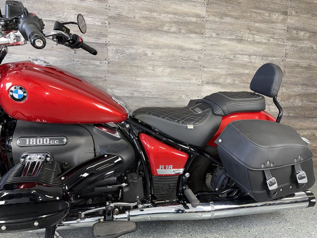 2022 BMW R 18 Classic SUPER CLEAN! - 23091989 - 12