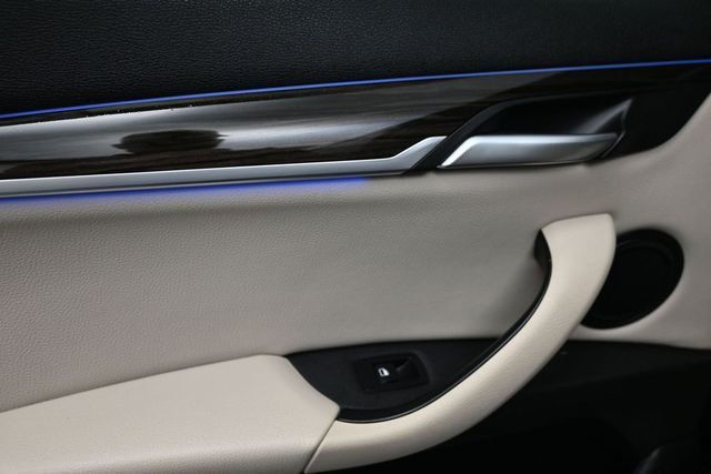 2022 BMW X1 sDrive28i Sports Activity Vehicle - 23060730 - 9