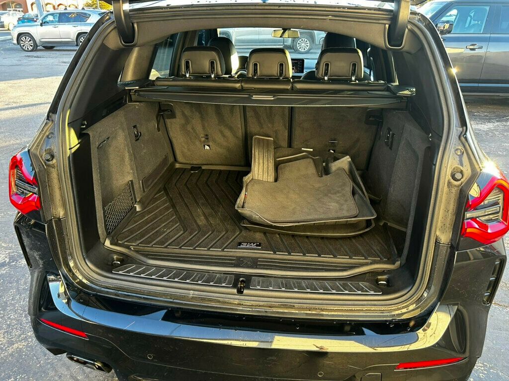 2022 BMW X3 LocalTrade/M-40i/ParkingAssistancePkg/PanoramicRoof/NAV - 22940009 - 15