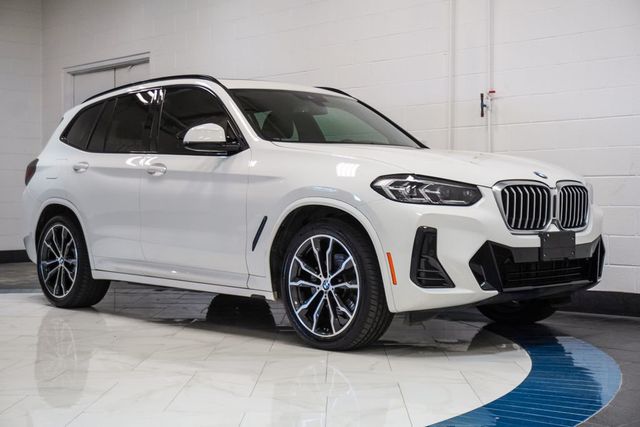 2022 BMW X3 xDrive30i's photo