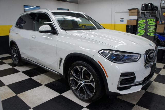 2022 BMW X5 1-Owner, Executive Pack, 21" Wheels - 22921577 - 9