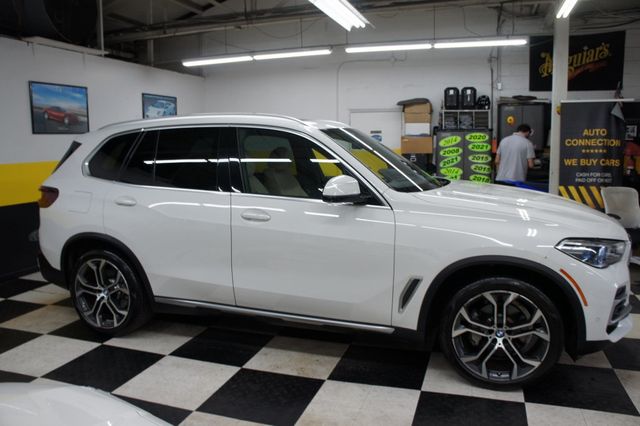 2022 BMW X5 1-Owner, Executive Pack, 21" Wheels - 22921577 - 11
