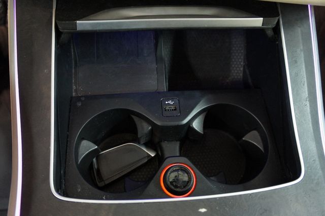 2022 BMW X5 1-Owner, Executive Pack, 21" Wheels - 22921577 - 29